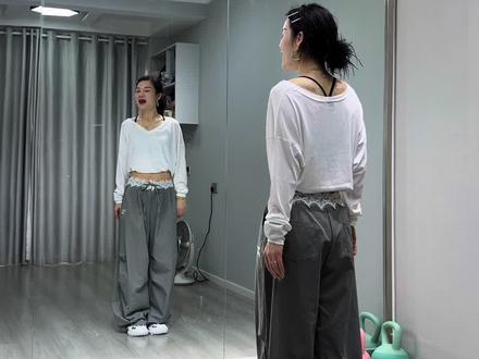 慢教程又来啰#原创编舞 #抒情舞蹈 #零基础学舞蹈 #背面教学 @舞好香香