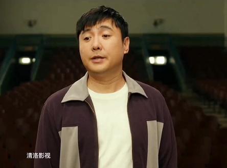 沈腾当上广播员,看完笑到肚子疼,用心剪辑的,一定要看完呦#影视剪辑 #精彩片段 #沈腾 #魏翔