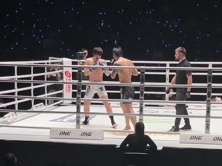 #刘梦阳TKO达万猜 刘梦阳的下一场比赛会打谁呢?#one冠军赛 #踢拳 #苏波邦