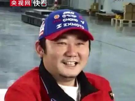 张雪回应机车车手瓦伦丁·德比斯退赛