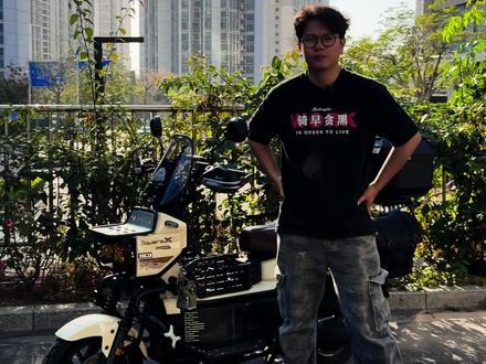 钓鱼佬摩托新花样
Squarex125改装案例分享
#新大洲本田 #Squarex125 #改装