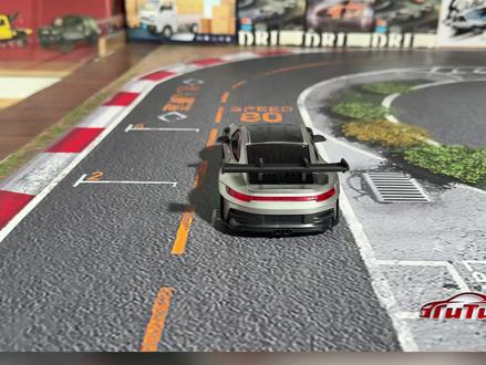 宏星24比例911这回火灯我真是爱了 #宏星模型 #RC遥控车 #高速漂移车 #男生不回消息都在干嘛