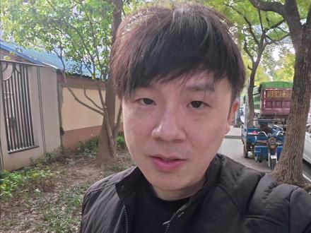 怀揣八块,勇闯君来集团,实现大饼自由!
#早饭 #vlog日常 #街头美食 #vlog十亿流量扶持计划 #一人食记