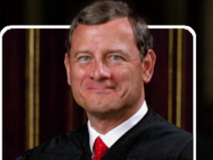 【反向祝福:美国首席大法官送给儿子的人生“诅咒”】
在美国一场中学毕业典礼上,最高法院首席大法官约翰·罗伯茨没有送上惯常的鲜花与掌声,而是给儿子和所有毕业生献上了一份“诅咒”——他希望孩子们遭遇不公、背叛、孤独与坏运气。
这份被誉为“美国社会引起轰动”的毕业致辞,核心信息震撼而深刻:与其为孩子清除一切障碍,不如教会他们如何从不幸中汲取力量。
致辞金句回顾:
▫️ “愿你被不公正对待,从而懂得公正的价值。”
▫️ “愿你遭受背叛,从而领悟忠诚的重要。”
▫️ “愿你有幸感受到切肤之痛,从而学会同情。”
罗伯茨大法官指出,这些磨难并非祝愿,而是生命必将发生的真相。人生的优劣,不取决于是否遭遇风雨,而在于能否在风雨中锻造出坚韧的铠甲。
这与中国古语“千锤百炼,大器晚成”的智慧不谋而合。这段演讲撕破了过度保护的育儿神话,揭示了最深刻的馈赠——是面对真实世界的能力与韧性。
#约翰罗伯茨 #教育 #人生智慧#挫折教育