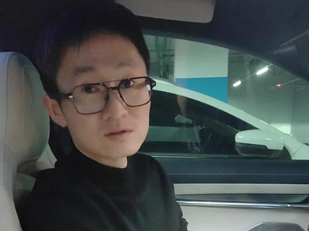 我们吐槽了极氪的定位和手套箱密码之后,它升级了......#新能源领航计划 #抖音汽车人共创计划 #极氪001