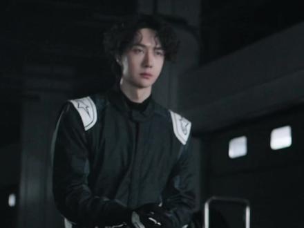 重磅通知📢小嗷规则例外系列线上最后一次补货 今晚八点锁定直播间
超多专属福利与惊喜来袭,千万别错过➡
#王一博小嗷aoo全球代言人#小嗷 #小嗷规则例外毛绒手办 #HERE奇梦岛 #潮玩盲盒