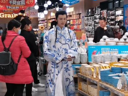 南阳十大网红在新田360,想要合影的来😏