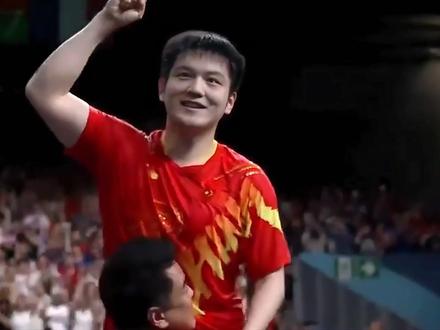 樊振东打球究竟有多暴力?16岁就将欧洲第三打成了新兵蛋子 #樊振东#奥恰洛夫#乒乓球 #青年创作者成长计划