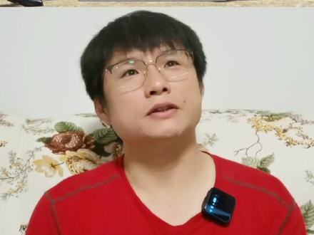 看看您是否中招属于自己时代的游戏手柄按键习惯?#游戏 #单机游戏#怀旧游戏 #游戏机 #怀旧 #主机游戏 #游戏杂谈 #70后 #80后 #90后 #00后 #游戏手柄 #怀旧情怀 #回忆经典 #经典游戏 #幽默搞笑 #switch #ps4游戏 #ps5游戏 #XBOX #steam游戏