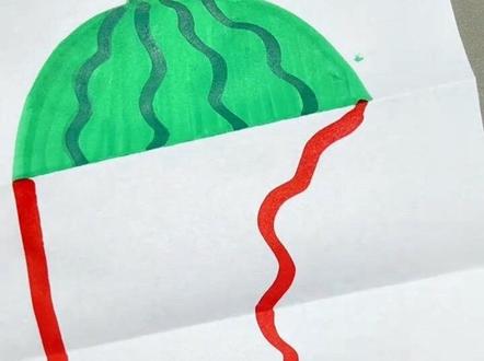 好玩又有趣的西瓜折叠画来啦!猜猜里面有什么?#简笔画