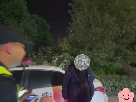 酒驾爷爷不听劝,孙女指责让他醒@四川高速公安五分局#酒驾醉驾 #查酒驾现场 #爷爷孙女 #四川交警