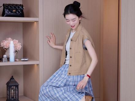 好美呀这一套 好漂亮的蓝色格子裙