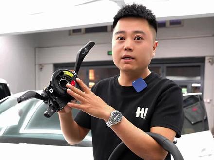 奥迪A4L,平底加热方向盘,平底半打孔方向盘,#汽车人共创计划 #长春奥迪改装 #抖音汽车 #奥迪