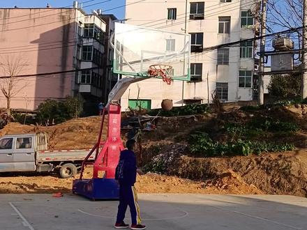 #活宝一枚 #科比 #有没有同款孩子 #科比 #记录真实生活 最后两天寒假结束了带二宝和弟弟抓住假期尾巴打篮球