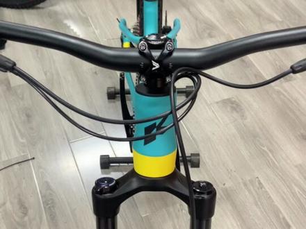 卜威TX529 中控很给力!#软尾山地车 #速降 #山地车 #魔速自行车