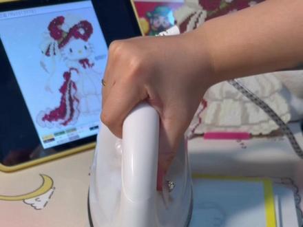 超详细新手烫豆教程
#烫豆 #烫豆教程 #拼豆 #拼豆教程 #手工