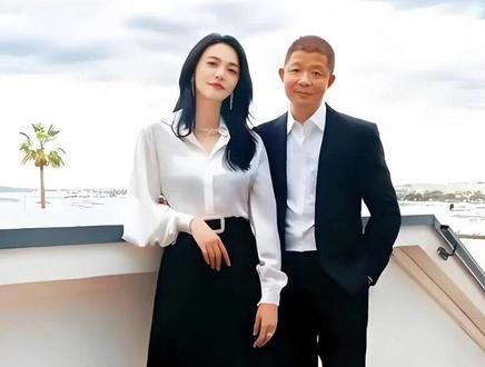 姚晨曹郁离婚预警?孩子弹琴手部特写藏不住,12年才子佳人婚姻亮红灯#人间观察计划 #影娱年味不打烊 #明星八卦 #明星 #马上开拍