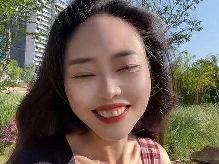 520就晓得晒鲜花,晒礼物,有本事晒情人噻 #热门 #搞笑 #搞笑视频 #感谢抖音霸霸推送 #520