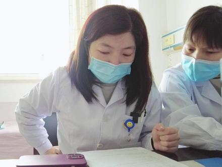 胎儿左侧脑室增宽,有两种可能,一是感染,二是出血,孕妈们需要诊断确定原因。不过大家不要太担心,一般来说问题不大。
#产前诊断 #孕妈 #胎儿发育 #健康宝宝