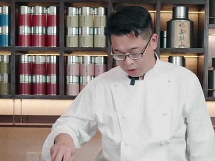 哈喽宝子们!我是台湾阿志~今天掏家底分享我的干饭本命 —— 台式卤肉饭!香到我每次炫完三碗还想添饭,你们要不要跟着我一起做,解锁同款干饭快乐?#美食教程 #台湾美食