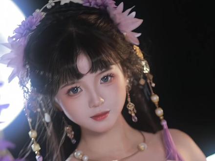 “自年幼握剑之时,我便知道,自己会是那剑道魁首,天下第一!”
#顾清寒 #永劫无间 #氛围感