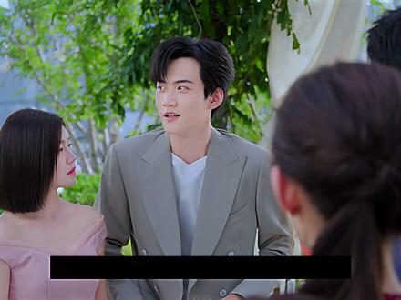 狙击蝴蝶第25集:李雾当着岑矝前夫的面霸气护妻 #热点 #狙击蝴蝶 #青年创作者成长计划