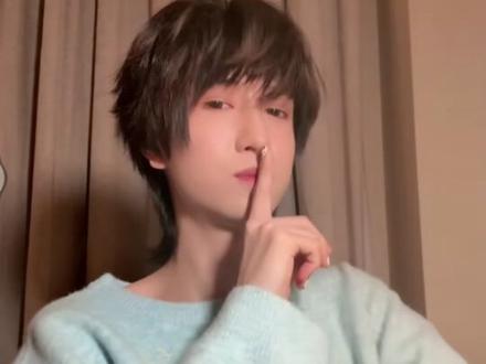 童童新音舞台大放送,终于能把拍的都发出来了 #童禹坤 #新年音乐会tf家族 #张峻豪 #TF三代