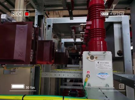 高压电容柜无功补偿装置。#无功补偿 #高压电容柜 #10kV电容#德国品质 #力调电费