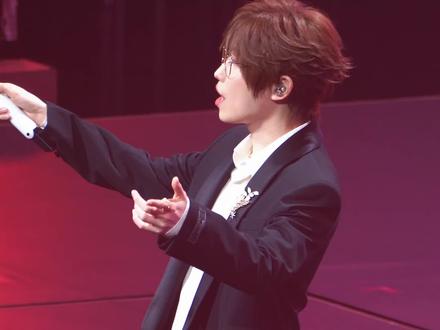 “去污套装必须颁给徐良~”
#徐良 #徐良苏州演唱会 #徐良演唱会#飞机场