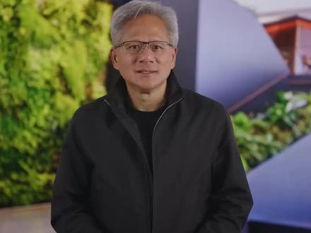 黄仁勋无奈愤怒,直言已经丢了中国市场,不甘心将肥肉拱手让人#时代的荣耀 #全球创作者计划 #零基础看懂全球