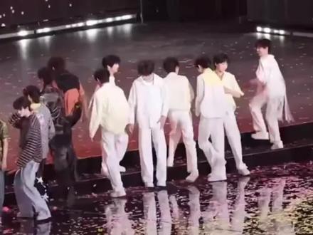 魏子宸你的努力终于被更多人看见 #时代峰峻 #TF四代 #娱你跨年 #老铁娱乐观察站 @DOU+上热门 @DOU+小助手 @抖音小助手