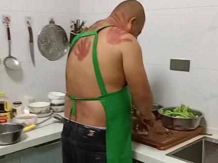 男人是不是都这样过来的,虚构演绎,尽供娱乐#会做饭的男人最帅