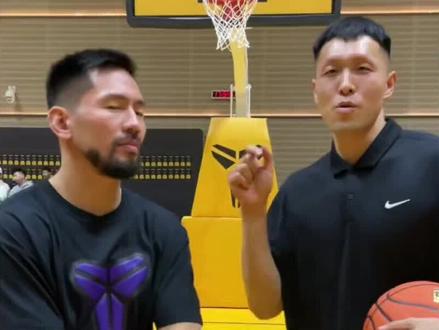 洋妈表现不佳被网友嘲讽“练就有笑”,孙鹏发视频为洋妈发声#郭洋 #超级草根 #野球帝 #识货种草官