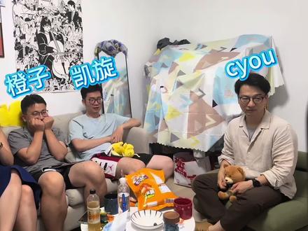 齐豫唱《橄榄树》,一开口我就知道成了😭 《橄榄树》这首歌
在华语乐坛分量太重了
启蒙了80、90、00后三代人
齐豫姐往那一站
精气神拉满
活化石级别的存在✨
一开口
我就知道——
这表演,成了
我和小伙伴听完直接如痴如醉
伟大不需要多说
只能自己体会
历史厚重、人文胜利、精神不朽
意境太美了🍃
“不要问我从哪里来,我的故乡在远方……”
#齐豫 #橄榄树 #歌手2026 #神仙舞台 #音乐reaction
