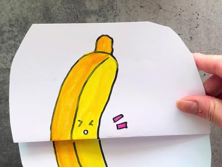 搞怪香蕉小怪兽创意画,伙伴直呼太好玩啦
#关爱儿童 #简笔画教程 #创意画 #折叠画 #搞笑 #每日一画 #幼儿简笔画 #趣味绘画 #画画其实很简单 #画画