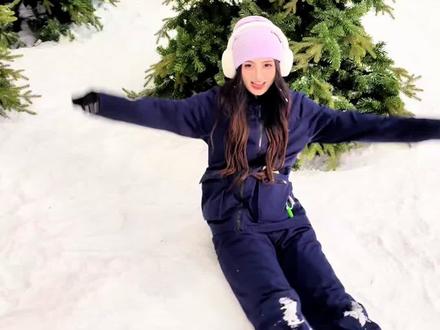 不用飞东北,广州直接搓真雪#广东人的老钱风是财神给的#广州热雪奇迹#请到广东过大年#马上开滑