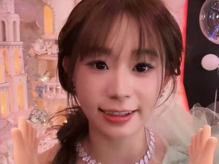 安静公主价值十几w的蛋糕。开切啦#安静公主生日会