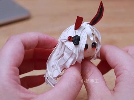 哇我也是有桃乐丝的人了 ,一分钟就可以拥有 让我看看还有谁没有桃乐丝的?超简单可爱的桃乐丝折纸,经过翻车多次,把最简单的折法都给大家了,都是一些超简单有手就会的折纸教程,学不会来找我,快艾特你的游戏搭子来折。#蛋仔派对#蛋仔马年马力全开#蛋仔派对逃出惊魂夜#蛋仔桃乐丝睁眼变装