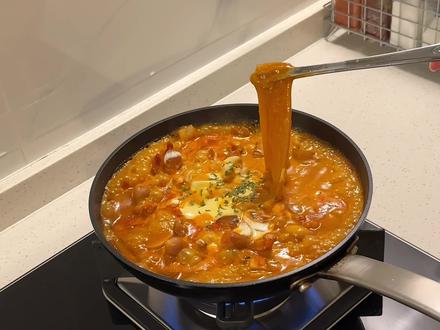 Vlog|下班后一人食记 今天吃罗杰炒年糕#vlog日常 #厨房日记vlog #抖音美食创作者 #vlog十亿流量扶持计划 #一人食记