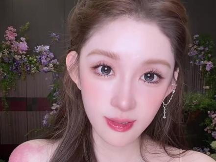 花三三的脸这么白是有原因的 #花三三 #韩国化妆品 #精华
