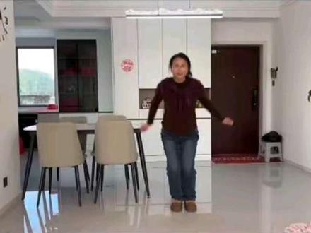 把屏幕踩下去的教程来啦#创意视频 #剪辑教程 #把屏幕踩下去 #每天分享科普知识 @抖音创作小助手 @抖音来客官方助推官 @抖音媒体内容优推官