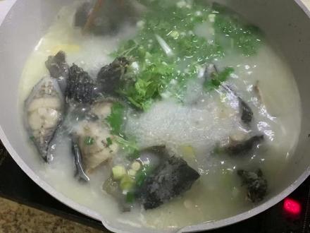 鲜美的海参斑鱼汤做法#煲汤教程 #鱼汤 #海鲜原产地 #海鲜美食