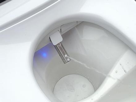 介绍一款生物降解马桶 房车的配件一直在进步 价格会更合理 #罗曼特斯房车 #福特T8房车 #房车马桶
