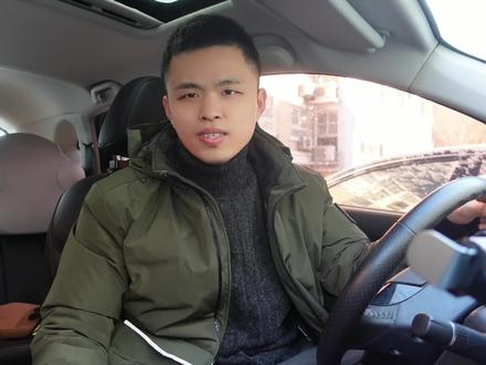 直行加右转可变车道应该怎么走,总结一句话,避免违章