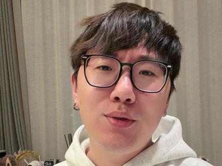 提前体验带娃生活#人类驯服火人珍贵记录#小火人AI聊天 #多闪app