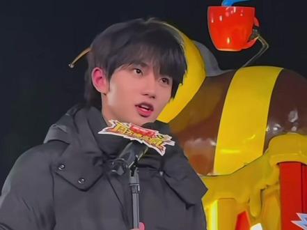 小穆宝宝之师兄篇剪录#周五晚高峰 #tf穆祉丞 #时代峰峻 #TFBOYS #tnt时代少年团