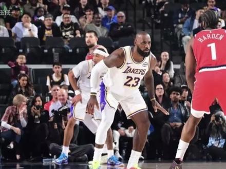 #NBA常规赛#快船对阵湖人#莱昂纳德#詹姆斯哈登#勒布朗詹姆斯