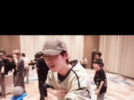 余政霖欧皇来的#余政霖#丁程鑫 #时代峰峻#养成系