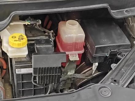 埃安YP空调不凉?别慌,赶紧去看看这个位置有没有被磨到,提前预防,避免后期高额维修费用。#新能源汽车维修 #空调不凉 #空调不制冷 #埃安 #每天一个用车知识 @抖音创作小助手 @DOU+上热门 @抖音创作灵感 @抖音媒体内容优推官 @抖音小助手