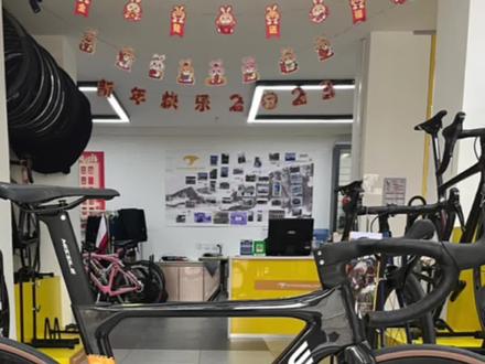 性价比非常高的一款公路车#公路车 #dou是好车 #骑行 #每天推荐好车 #总有一款适合你